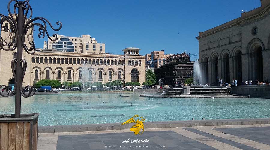 معماری میدان جمهوری ایروان